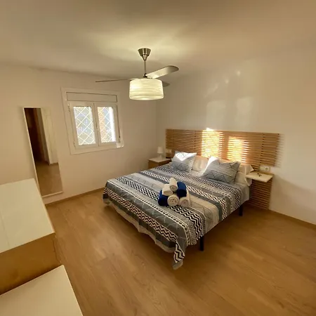 Apartment Moderno En 1a Linia De Mar En Salou. Salou